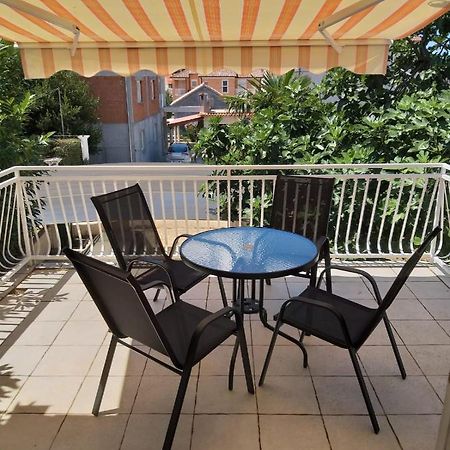 Apartmani Ana Tribalj Εξωτερικό φωτογραφία