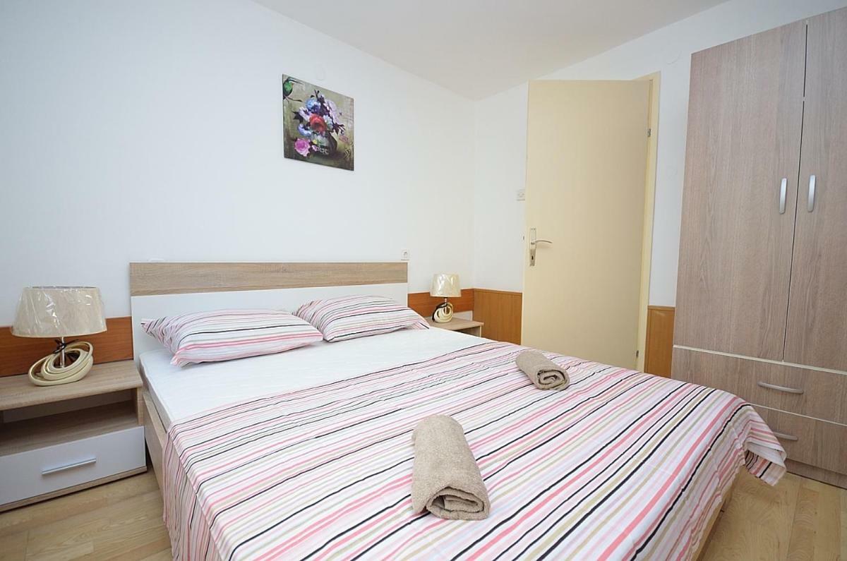 Apartmani Ana Tribalj Εξωτερικό φωτογραφία