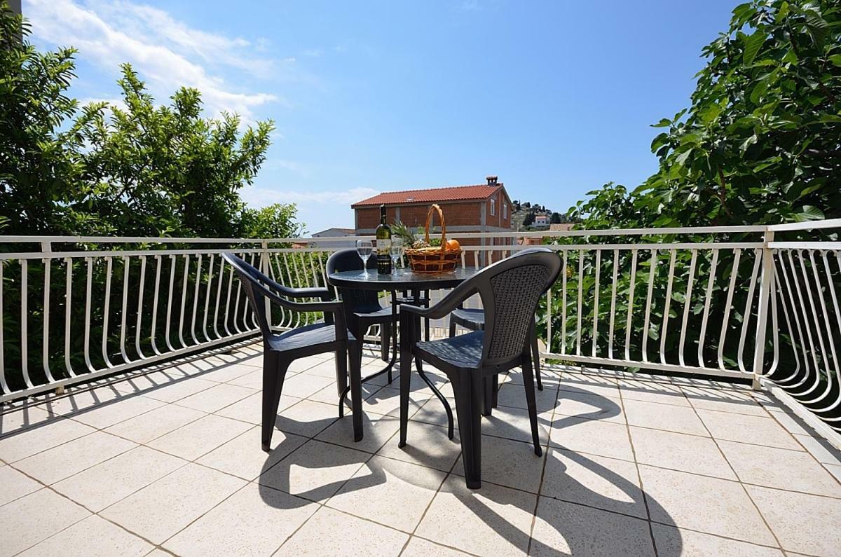 Apartmani Ana Tribalj Εξωτερικό φωτογραφία
