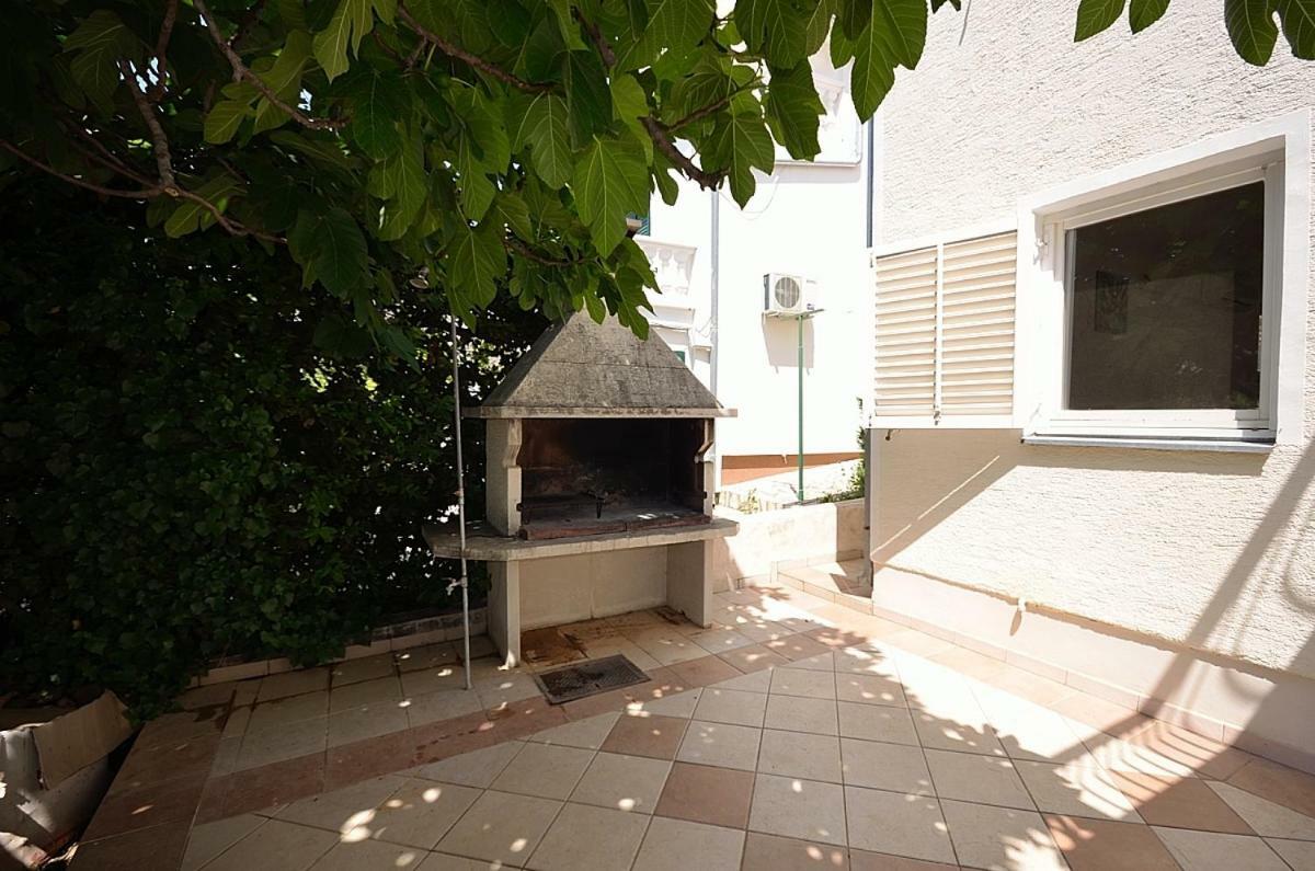 Apartmani Ana Tribalj Εξωτερικό φωτογραφία