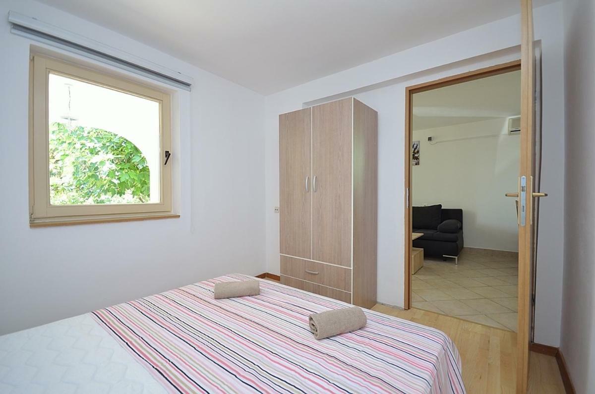 Apartmani Ana Tribalj Εξωτερικό φωτογραφία